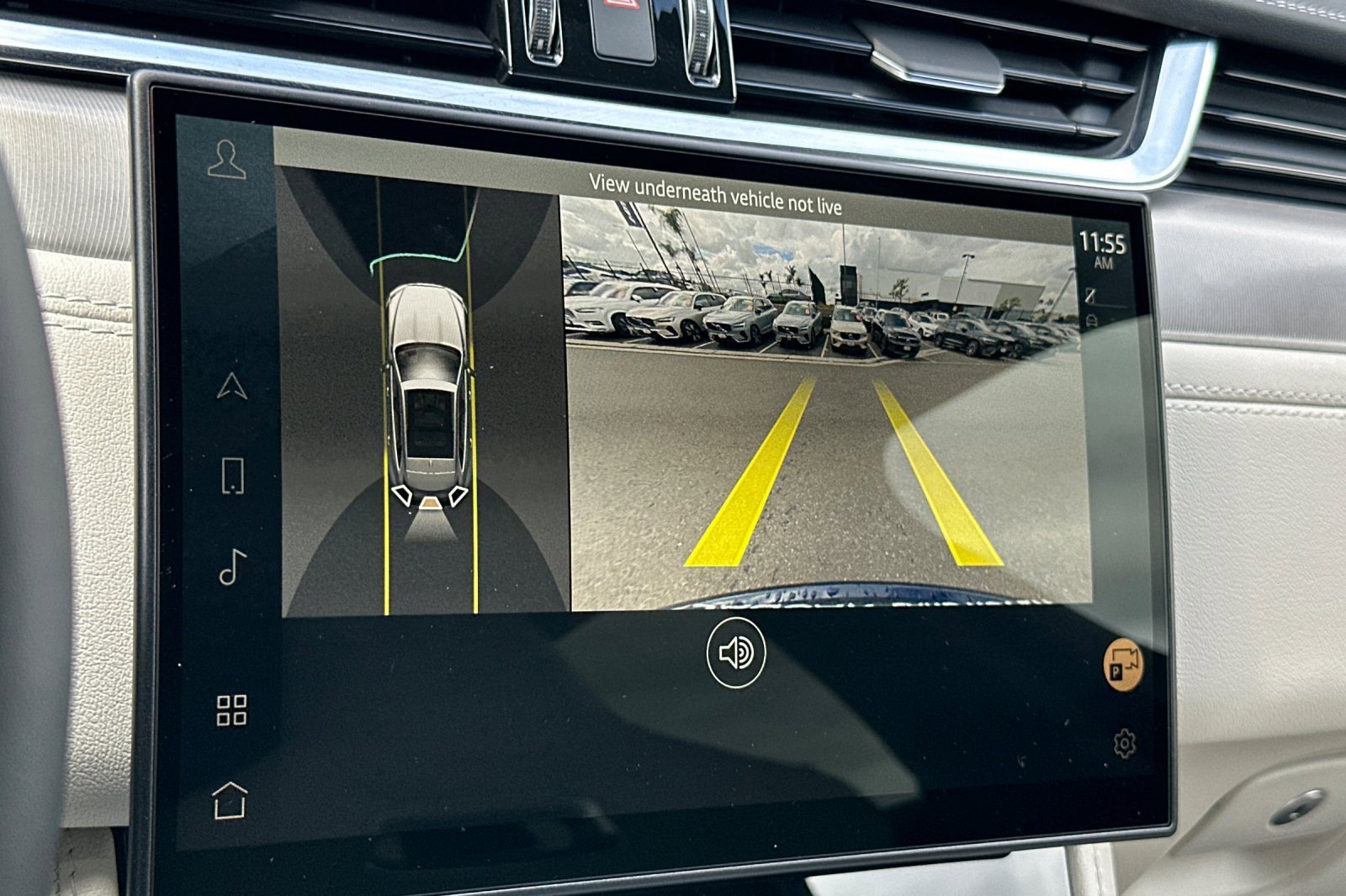 Used 2025 Jaguar F-PACE R-Dynamic S image 23