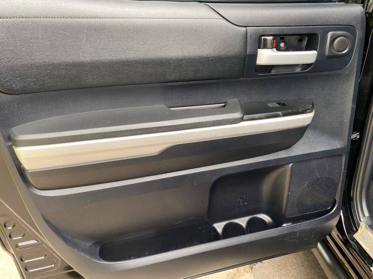 Used 2014 Toyota Tundra SR5 w/ SR5 Upgrade Package RWD image 34