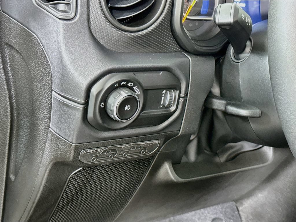 Certified 2026 Jeep Wrangler Unlimited Rubicon w/ Safety Group AWD/4WD image 19