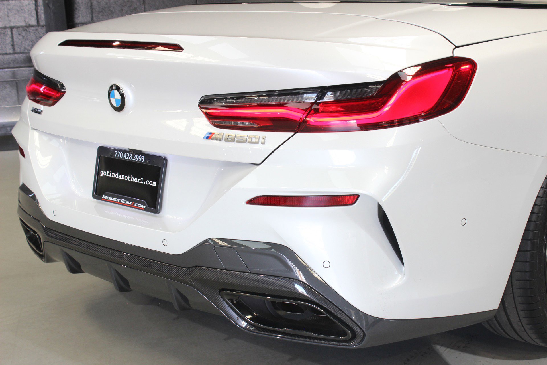 Used 2022 BMW M850i xDrive Convertible w/ M Carbon Exterior Package AWD/4WD image 22