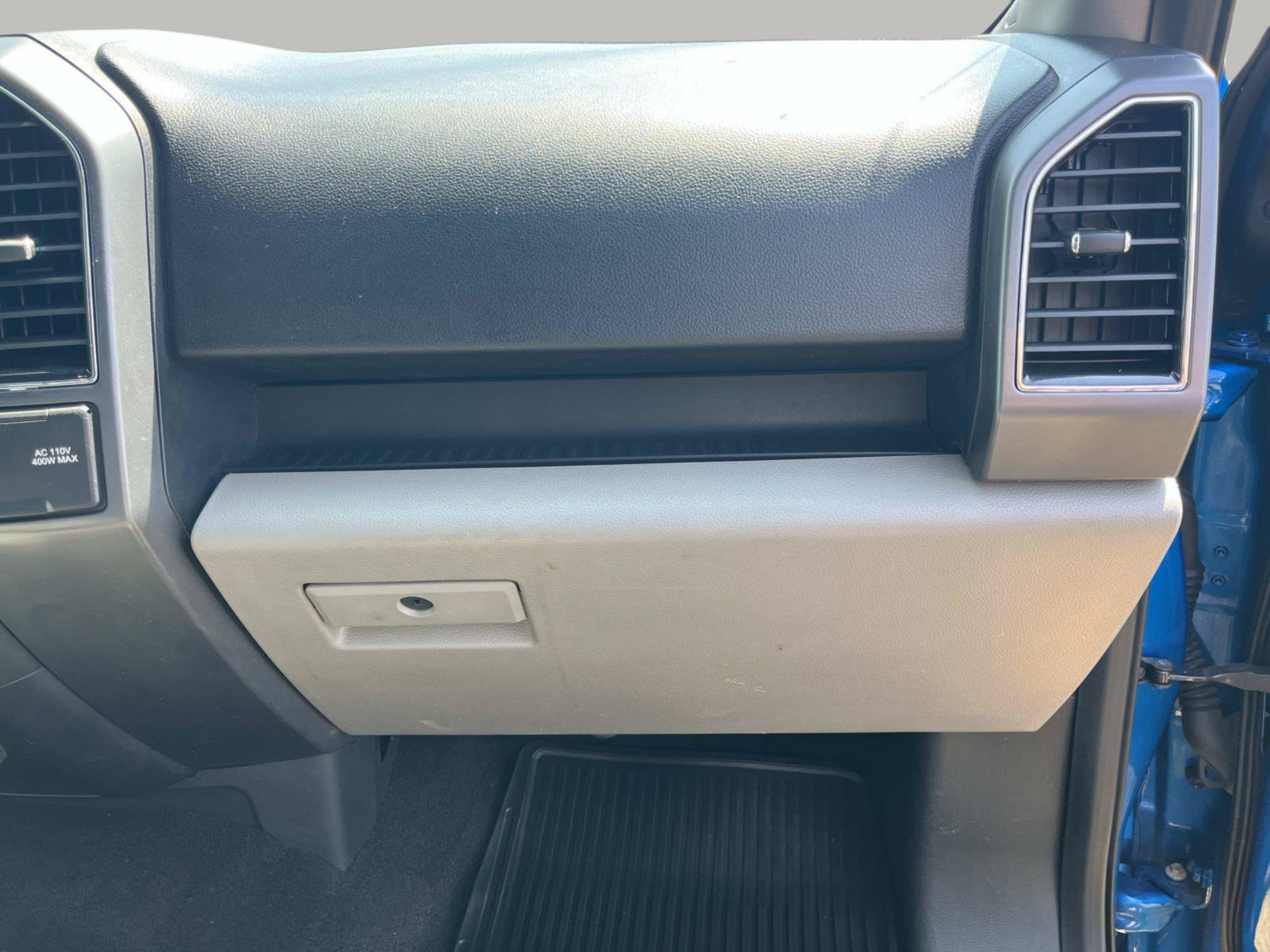 Used 2019 Ford F150 XLT w/ Equipment Group 302A Luxury AWD/4WD image 22