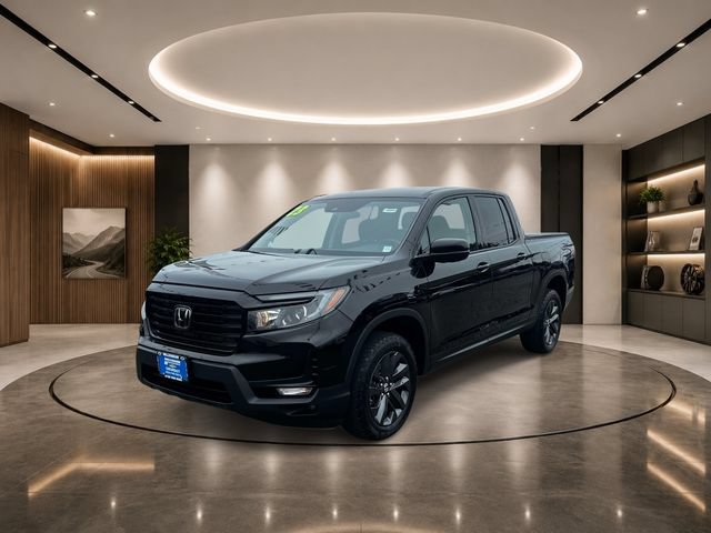 Used 2023 Honda Ridgeline Sport image 2