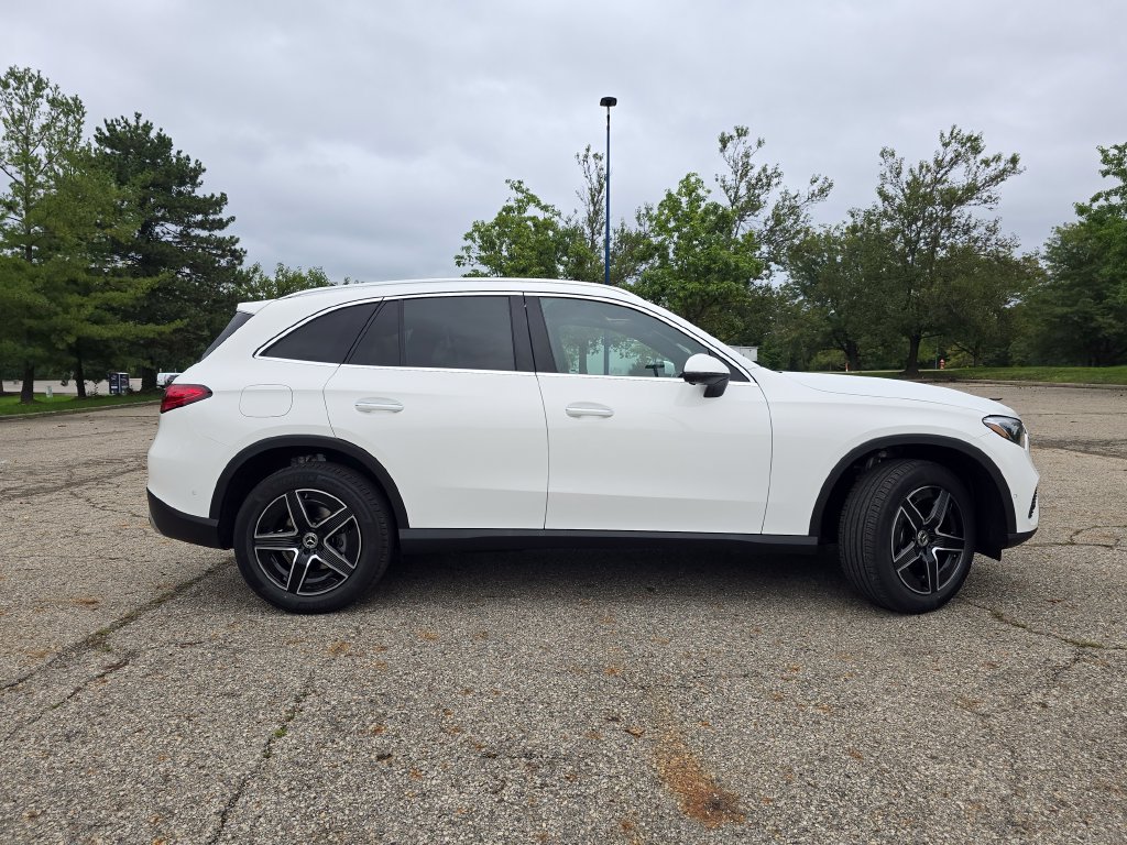 New 2027 Mercedes-Benz GLC 300 4MATIC image 18