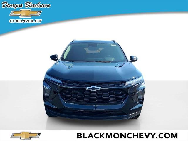 New 2026 Chevrolet Trax LT w/ Driver Confidence Package FWD image 8