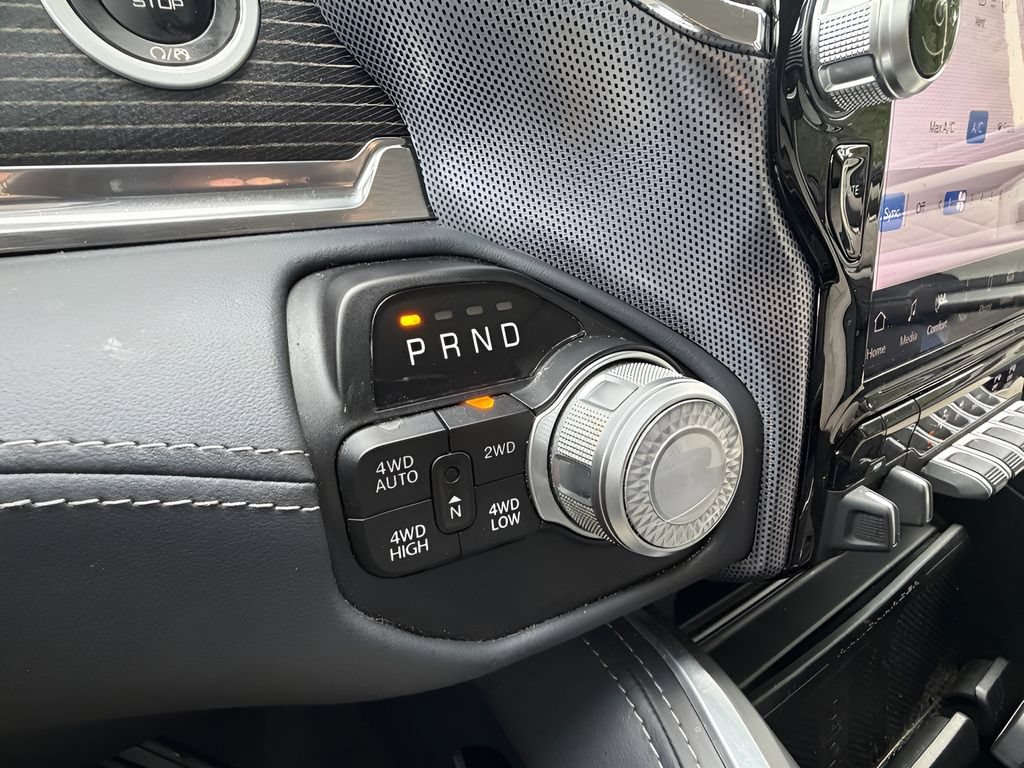 Used 2022 RAM 1500 Limited AWD/4WD image 19