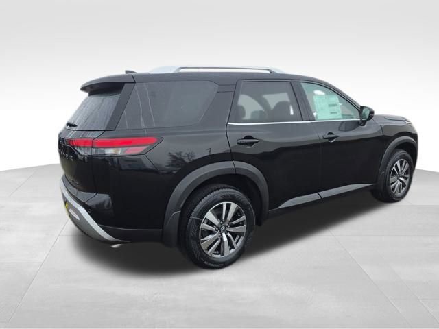 New 2025 Nissan Pathfinder SL w/ Black Appearance Package image 7