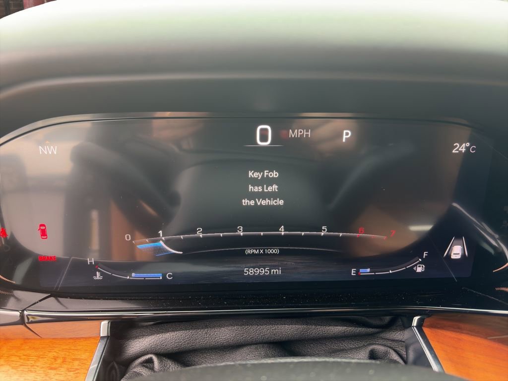 Used 2022 Jeep Grand Wagoneer Series III w/ Rear Seat Video Group 1 image 21