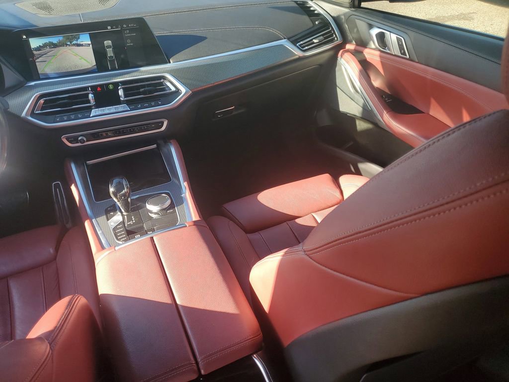 Used 2021 BMW X6 xDrive40i w/ M Sport Package AWD/4WD image 18