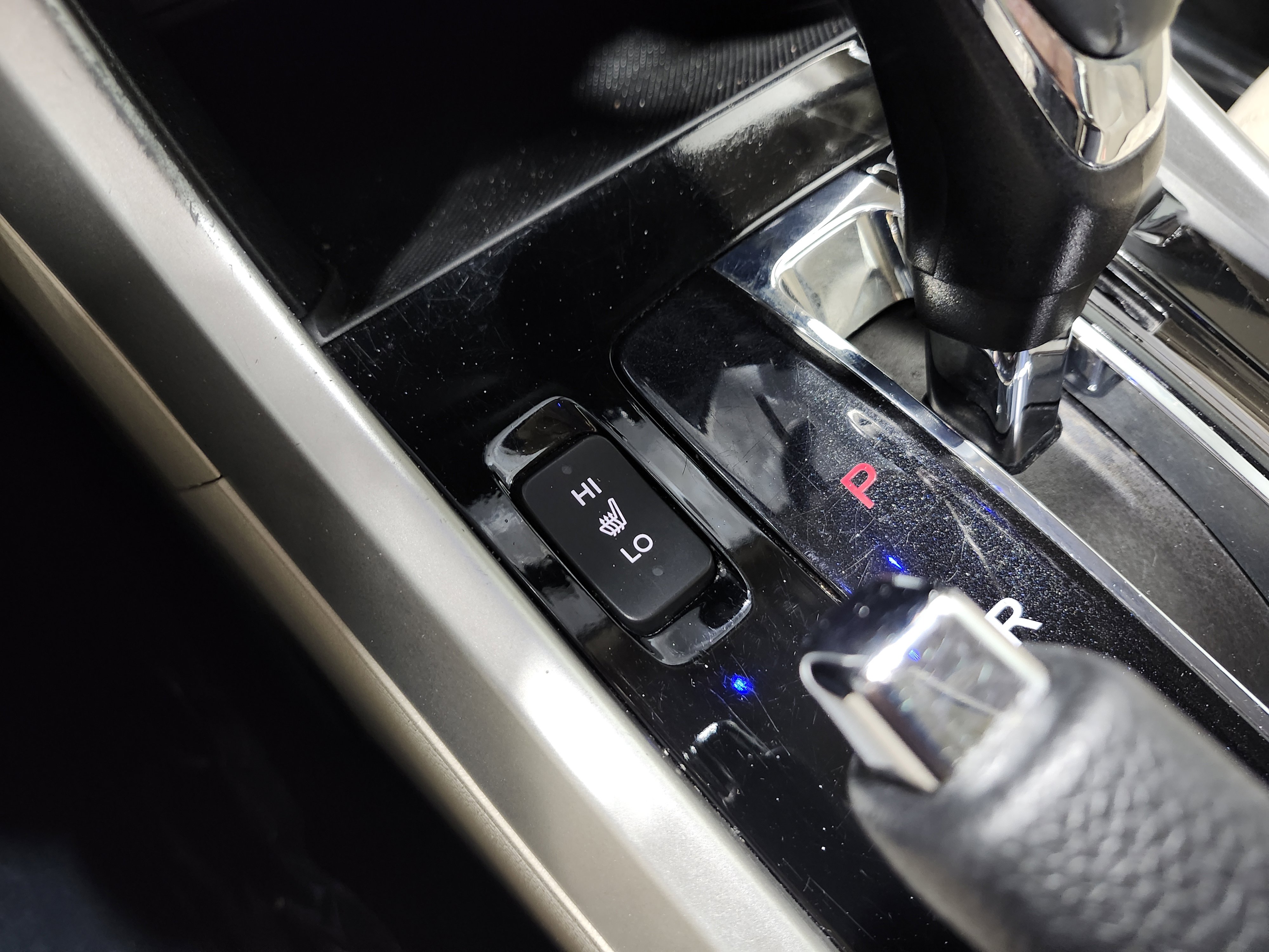 Used 2017 Honda Accord EX-L image 10