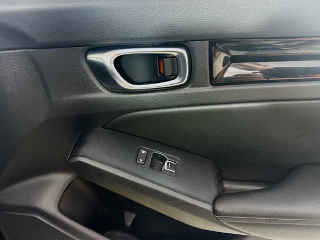 Used 2024 Honda Civic EX-L image 30