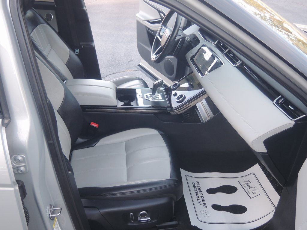 Used 2022 Land Rover Range Rover Evoque R-Dynamic S image 35