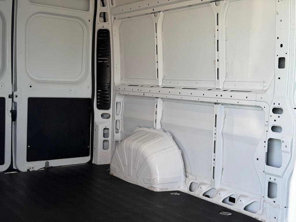 Used 2024 RAM ProMaster 2500 w/ Convenience Group FWD image 35