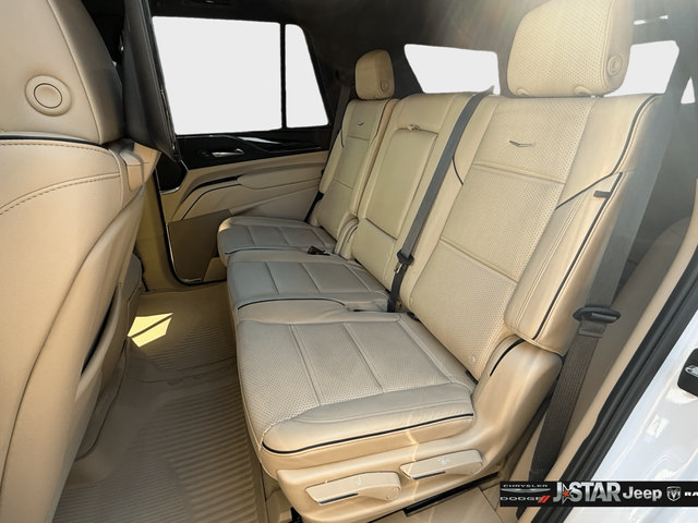 Used 2024 Cadillac Escalade Premium Luxury w/ LPO, Floor Liner Package AWD/4WD image 22