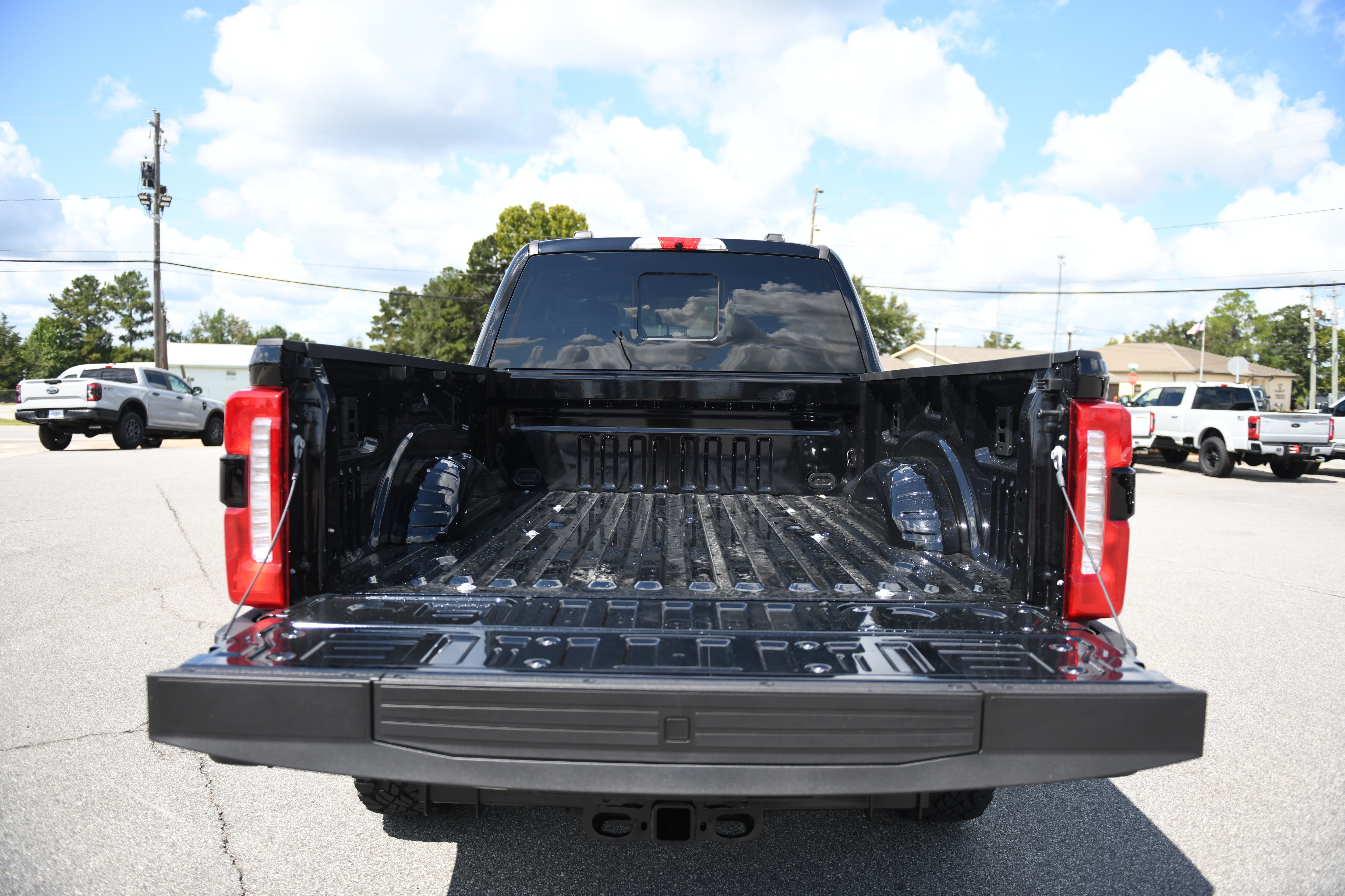 New 2027 Ford F250 King Ranch w/ Tremor Off-Road Package AWD/4WD image 11