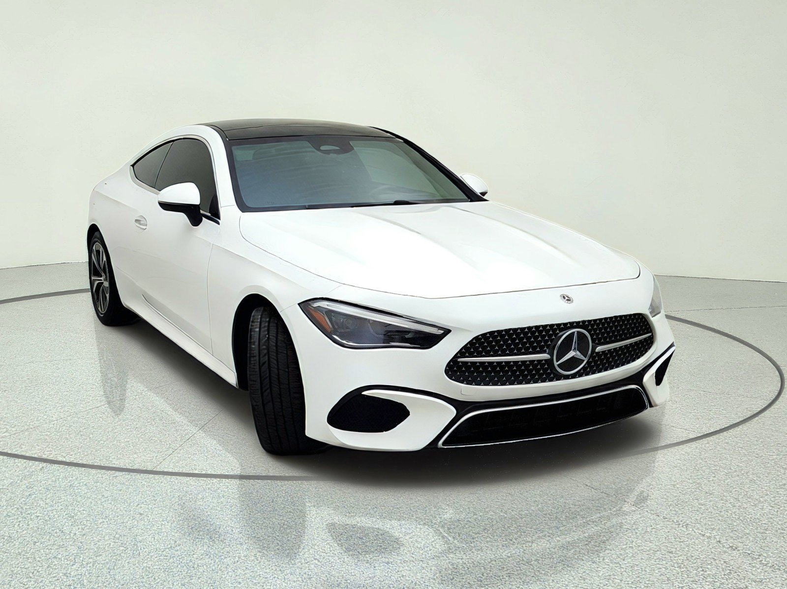 Used 2024 Mercedes-Benz CLE 300 4MATIC Coupe image 3