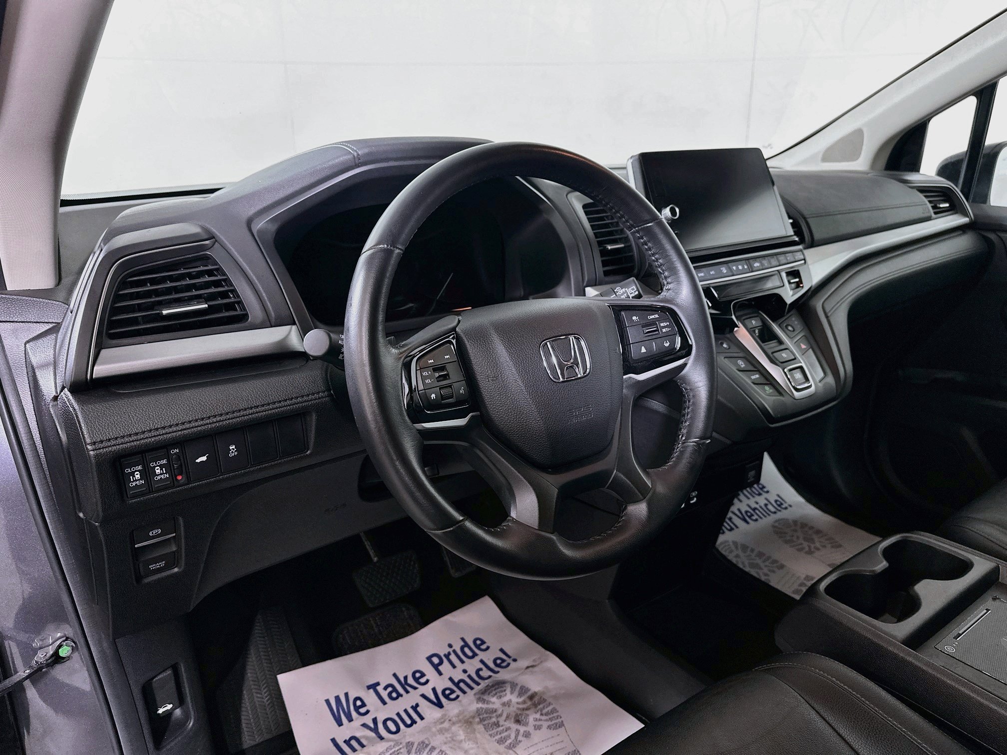 Used 2025 Honda Odyssey EX-L image 9
