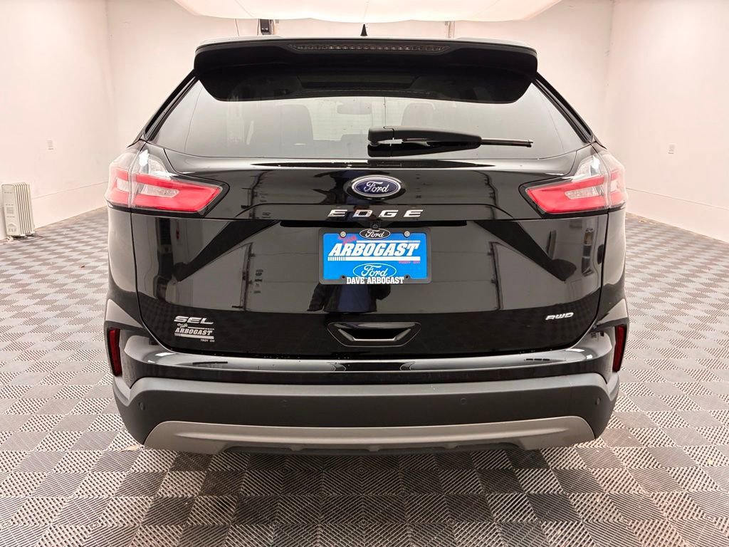 Certified 2022 Ford Edge SEL w/ Convenience Package image 10