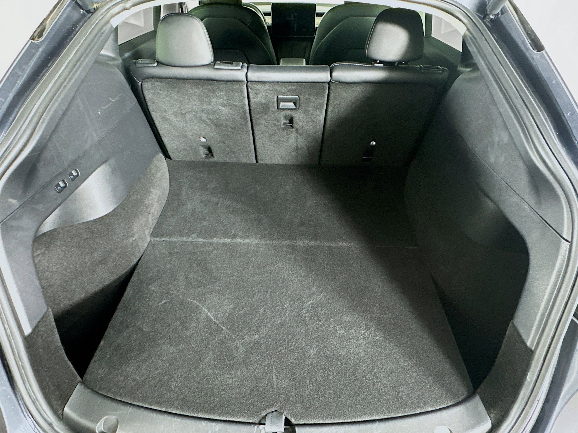 Used 2022 Tesla Model Y Performance image 28