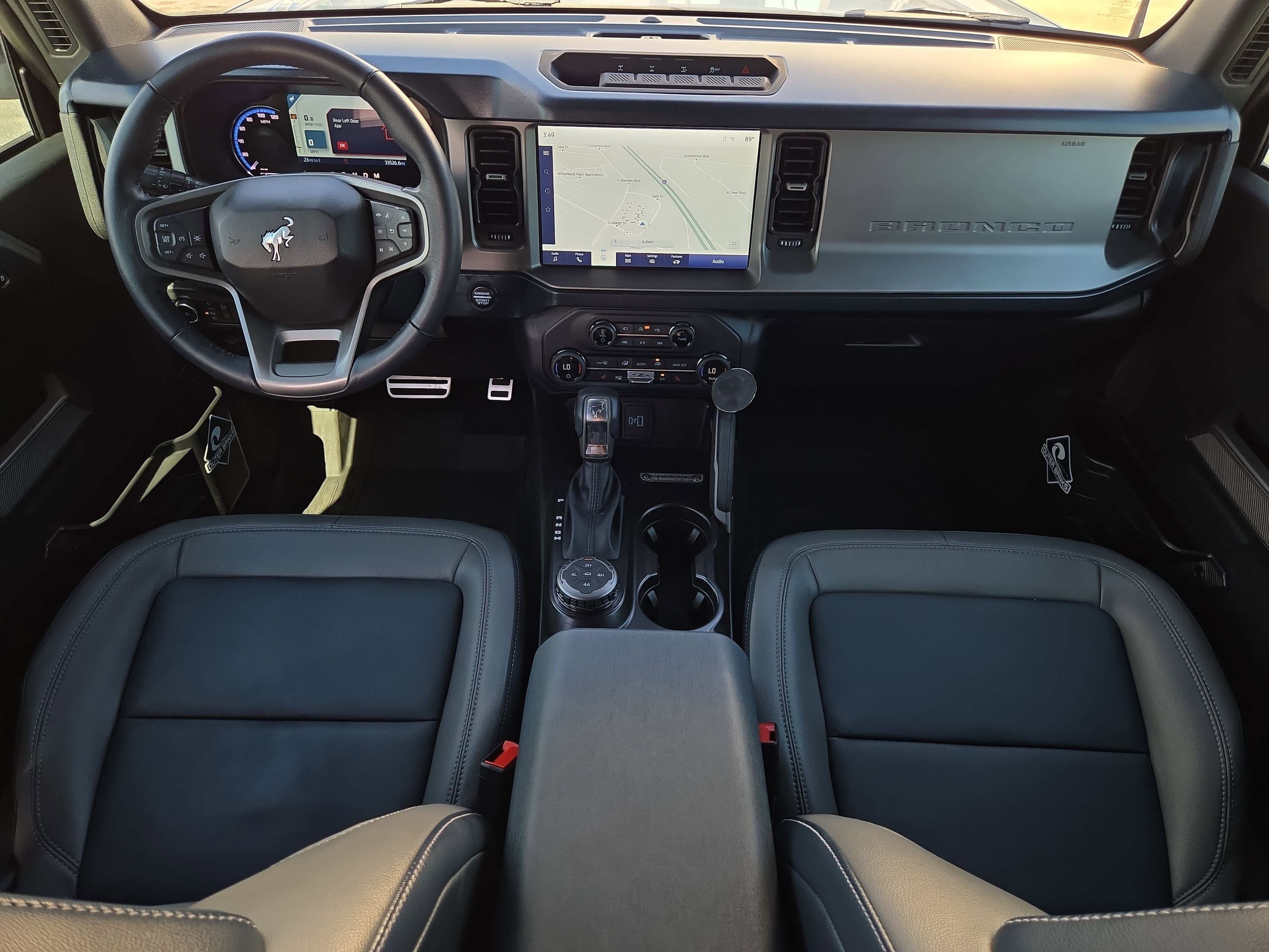 Used 2023 Ford Bronco Outer Banks w/ Sasquatch Package AWD/4WD image 18