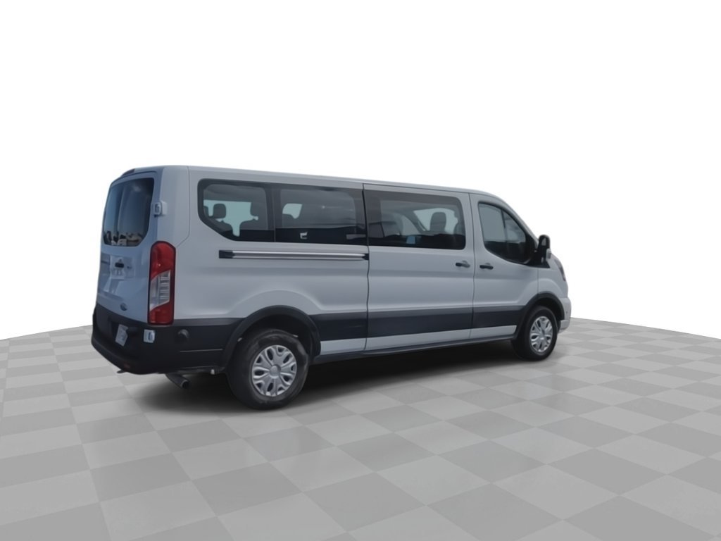 Used 2024 Ford Transit 350 XLT RWD image 4