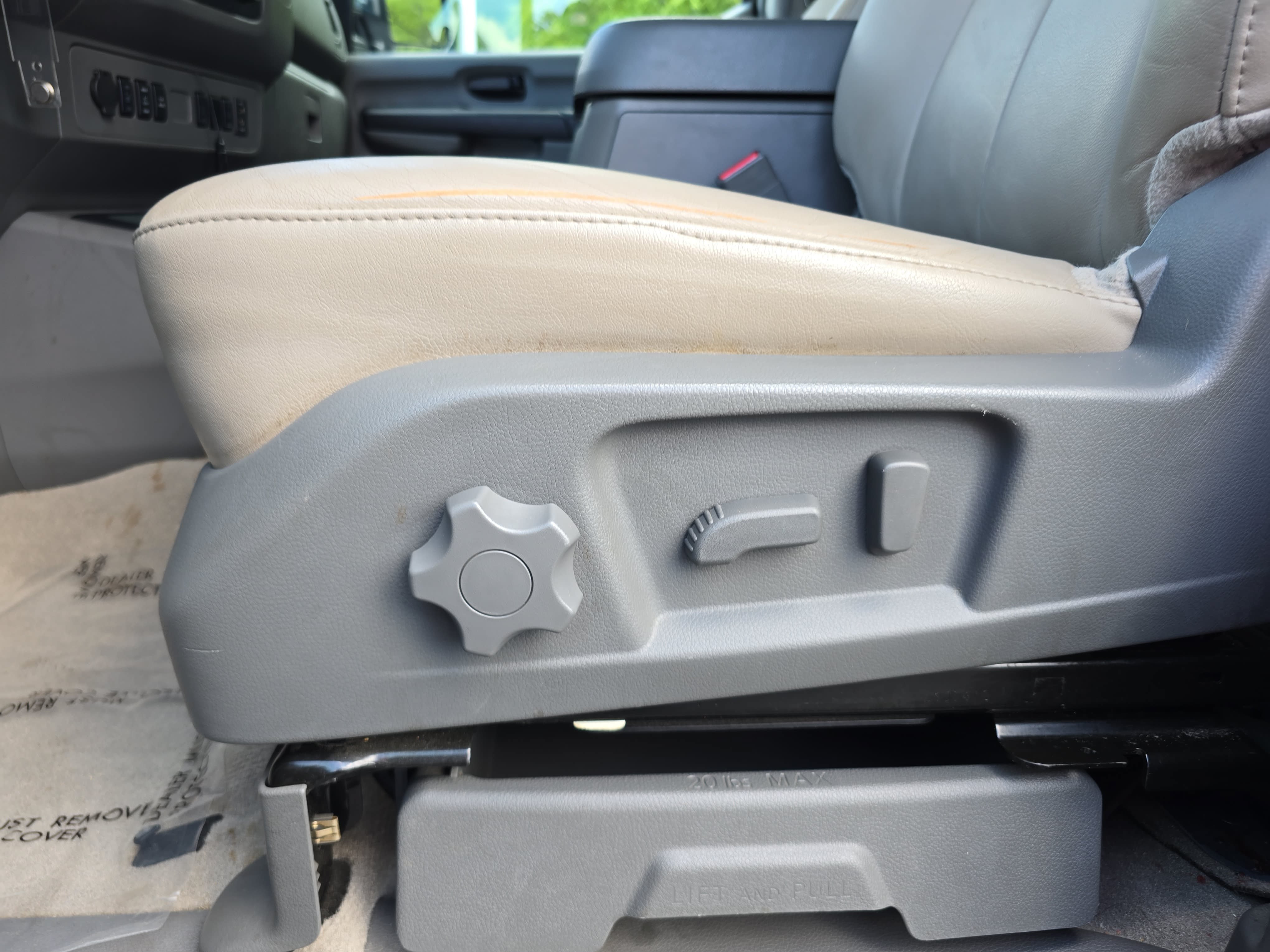 Used 2021 Nissan NV 3500 SL RWD image 28