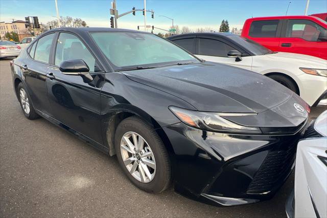 Certified 2025 Toyota Camry LE image 3