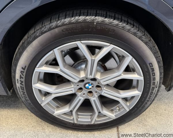 Used 2021 BMW X7 xDrive40i w/ Premium Package AWD/4WD image 37