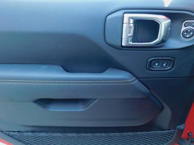 New 2025 Jeep Wrangler Sahara w/ Technology Group image 23