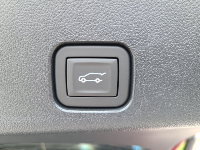 New 2027 Chevrolet Traverse LT w/ Midnight/Sport Edition FWD image 12