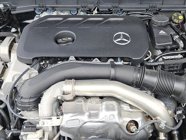 Used 2026 Mercedes-Benz GLB 250 image 21