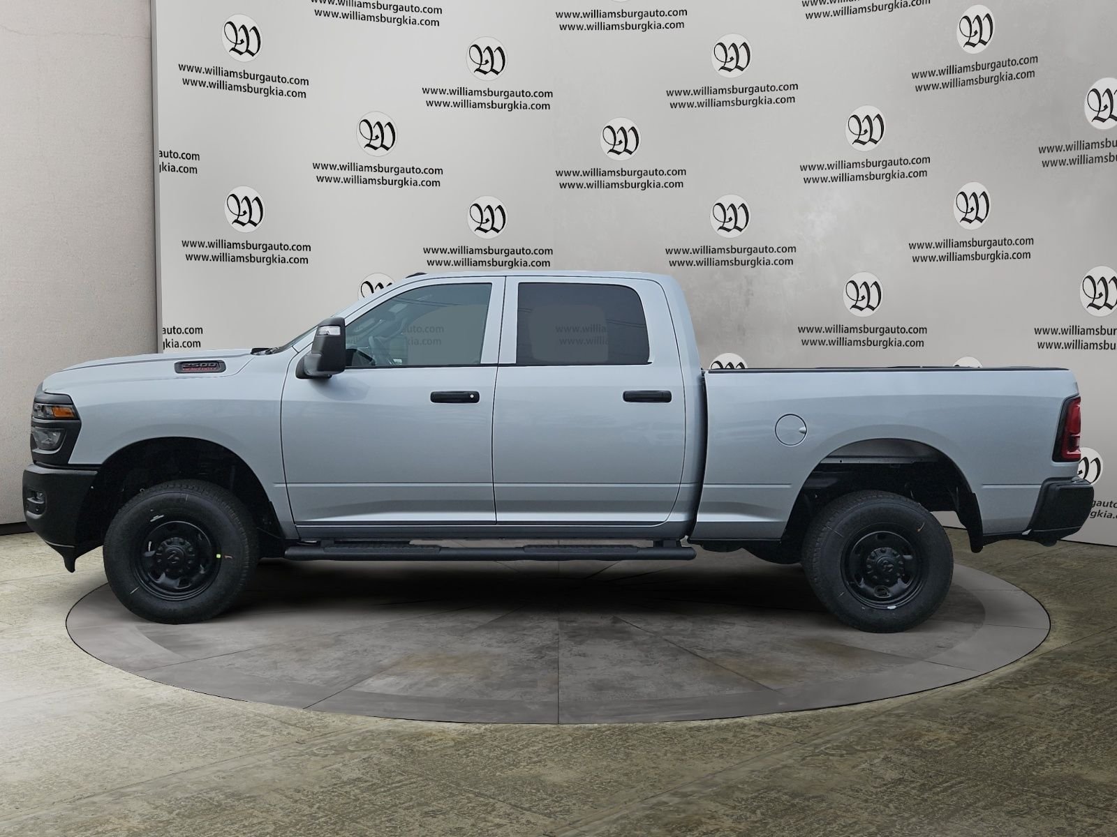 New 2026 RAM 2500 Tradesman AWD/4WD image 2