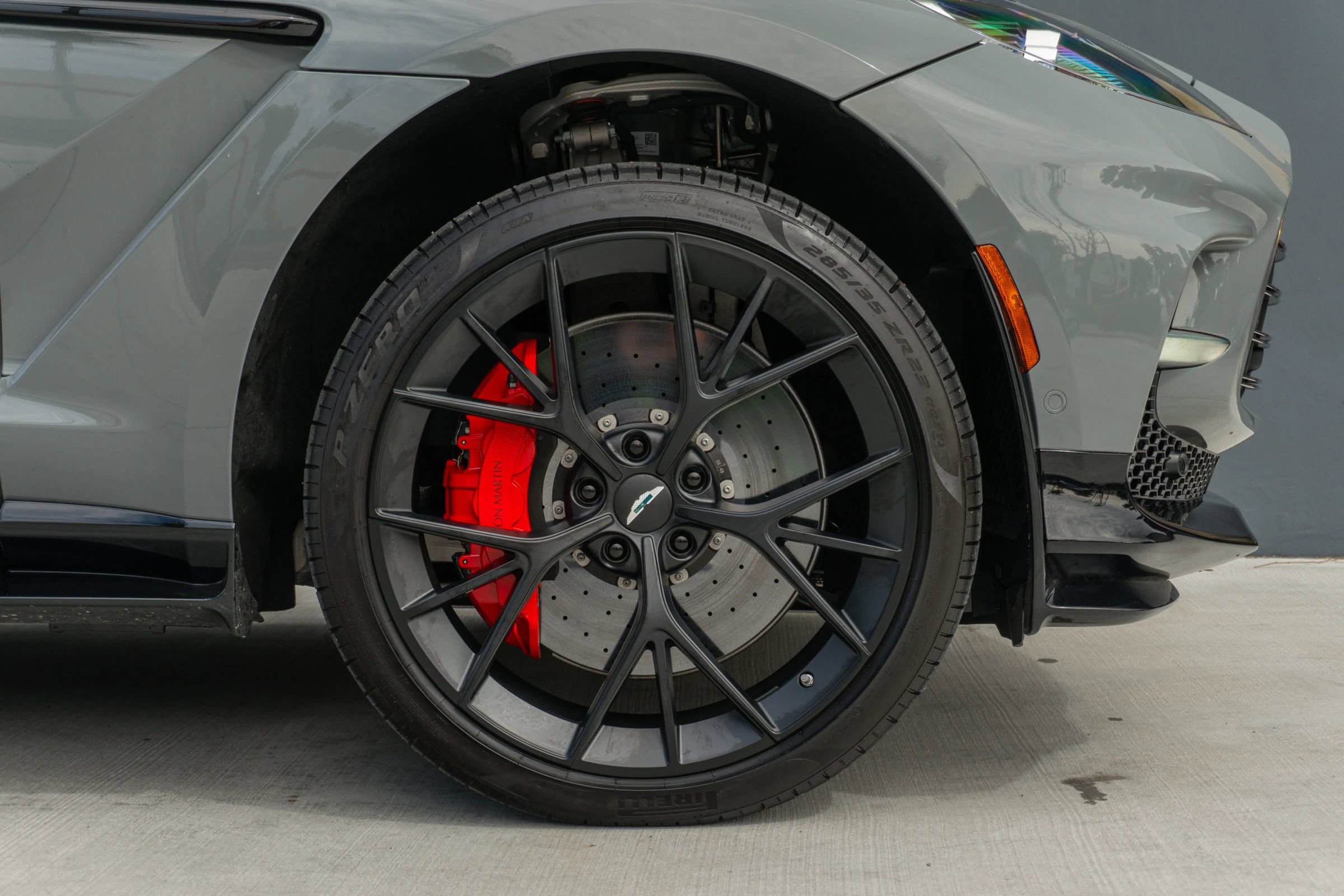 Used 2025 Aston Martin DBX 707 image 38