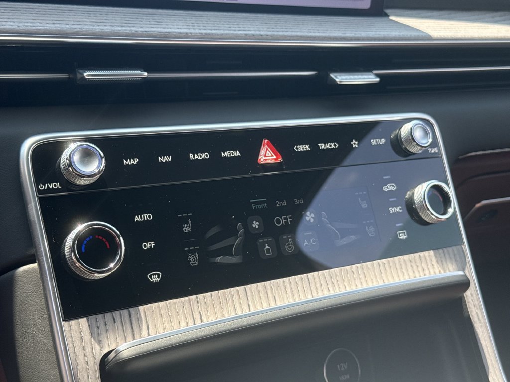 New 2026 Genesis GV80 3.5T Prestige AWD/4WD image 18