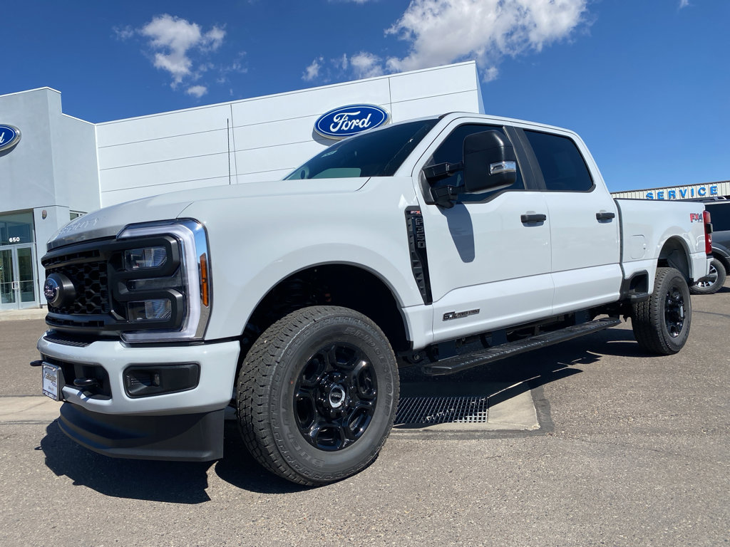 New 2026 Ford F350 4x4 Crew Cab Super Duty image 12