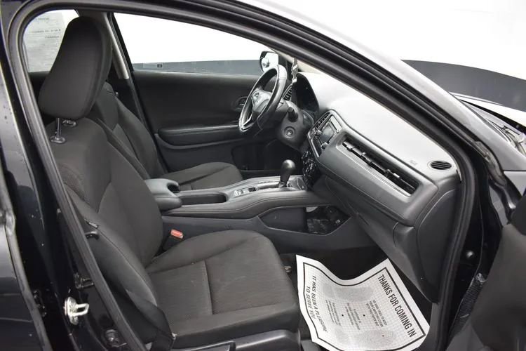 Used 2017 Honda HR-V LX image 16