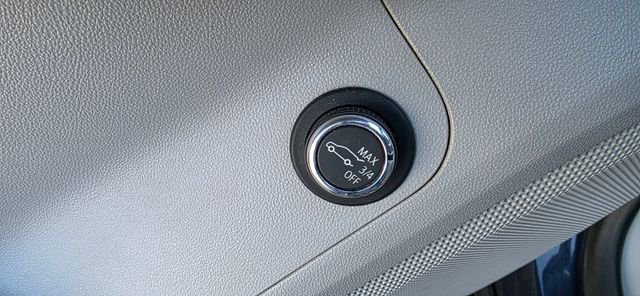 Used 2019 GMC Acadia SLT image 19