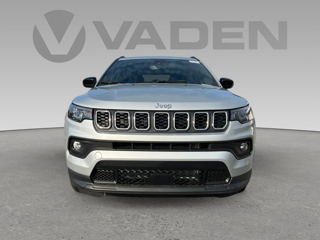 New 2025 Jeep Compass Latitude image 16