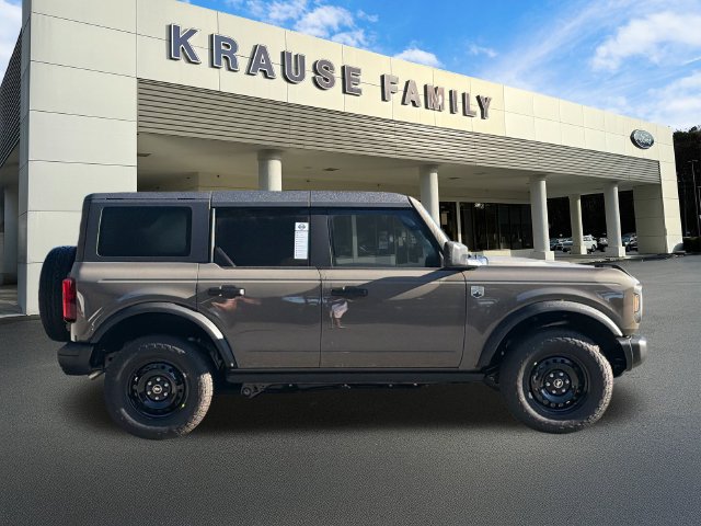 New 2026 Ford Bronco Big Bend w/ Black Diamond Package AWD/4WD image 9