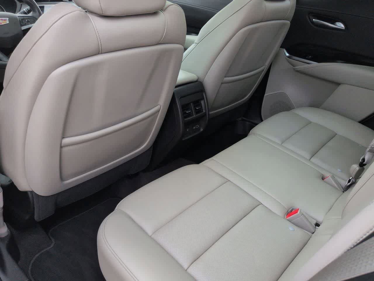 Used 2023 Cadillac XT4 Premium Luxury AWD/4WD image 18