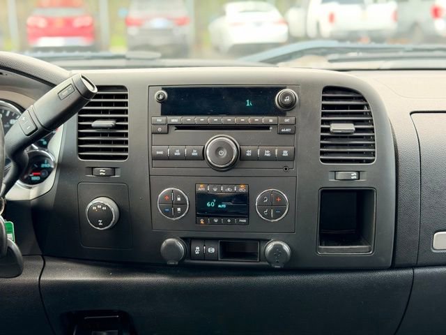 Used 2013 Chevrolet Silverado 2500 LT w/ Interior Plus Package image 20