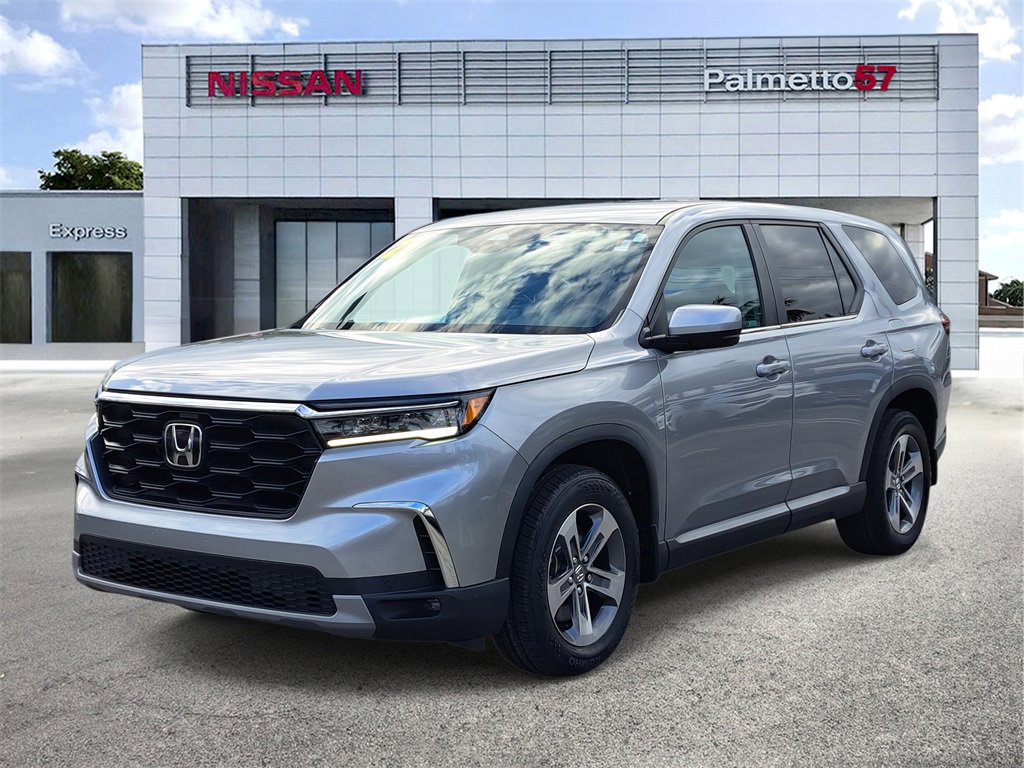 Used 2023 Honda Pilot EX-L image 3
