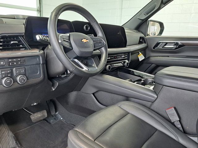 Used 2025 Chevrolet Tahoe LT AWD/4WD image 8