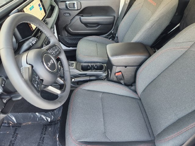 Used 2026 Jeep Gladiator Rubicon AWD/4WD image 4