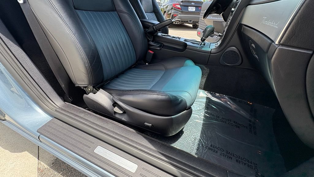 Used 2005 Ford Thunderbird RWD image 17