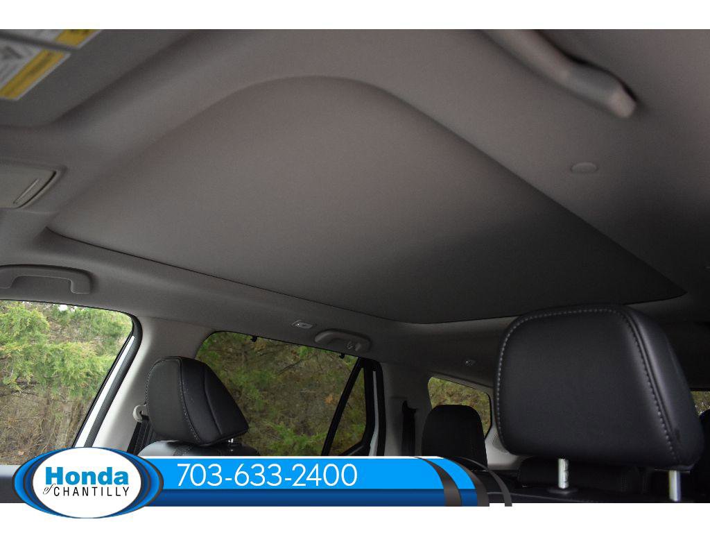 New 2025 Honda Pilot Touring image 21