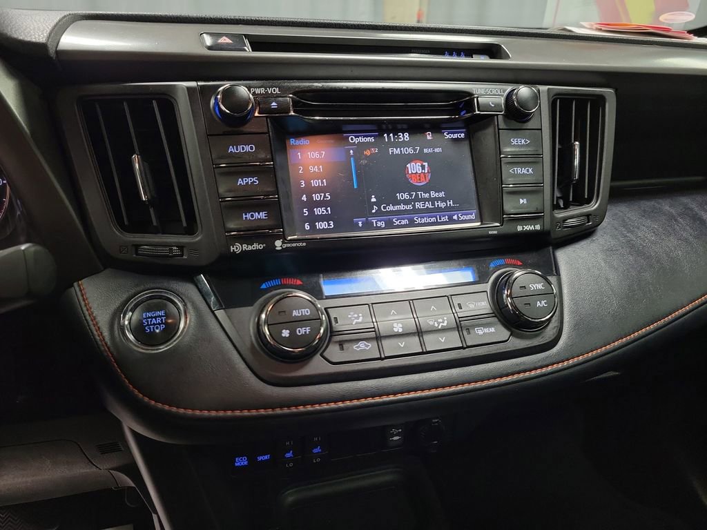 Used 2018 Toyota RAV4 SE w/ Power Extra Value Package image 14