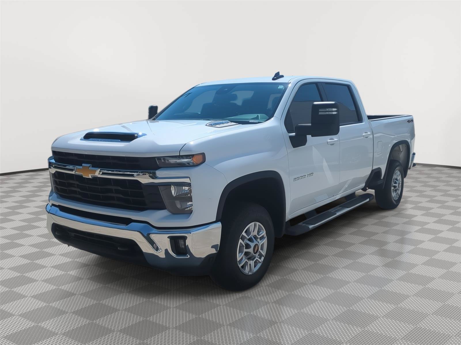 Used 2025 Chevrolet Silverado 2500 LT w/ Convenience Package AWD/4WD image 1