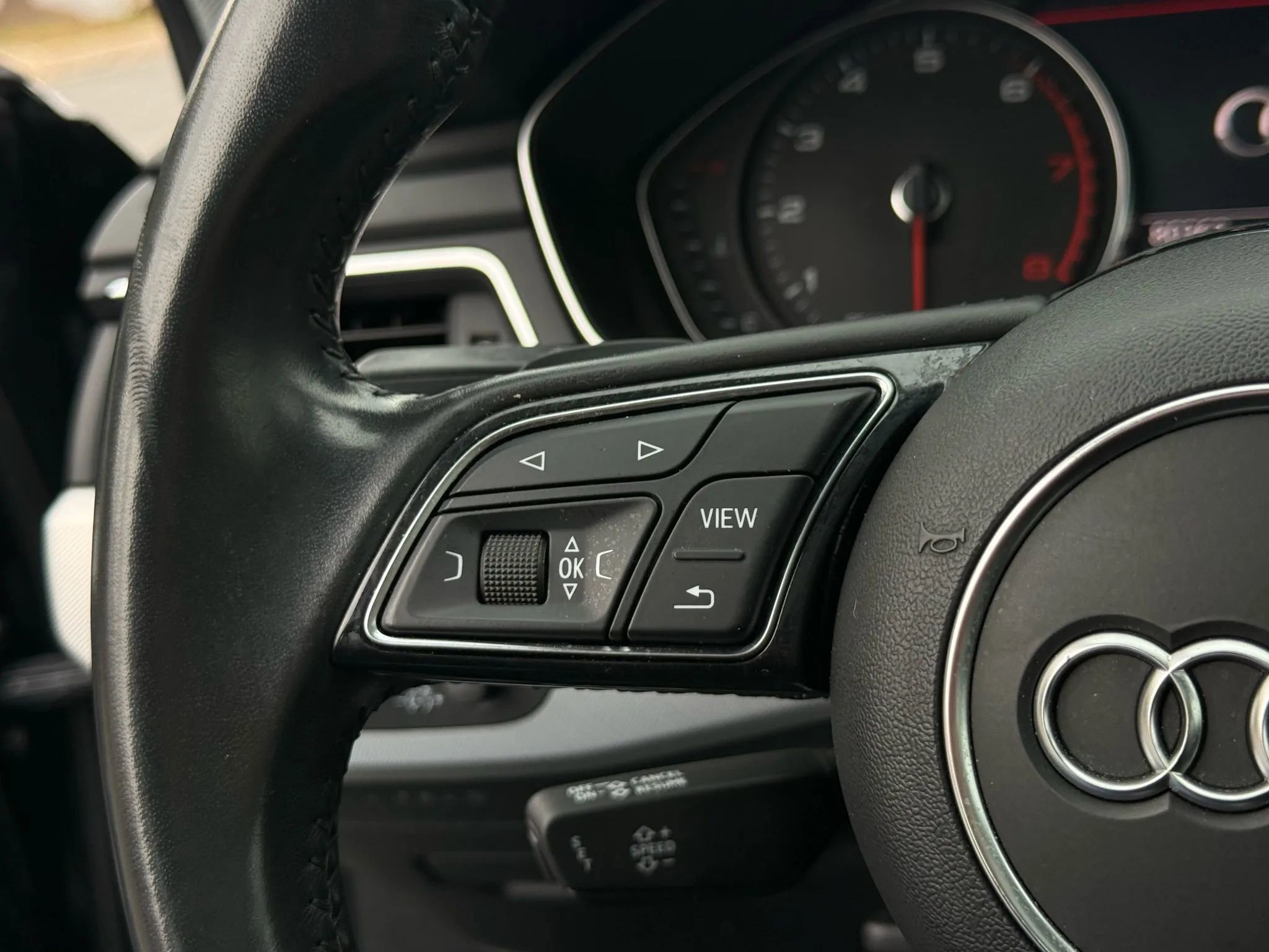 Used 2018 Audi A4 2.0T Ultra Premium Plus w/ Premium Plus Package image 34