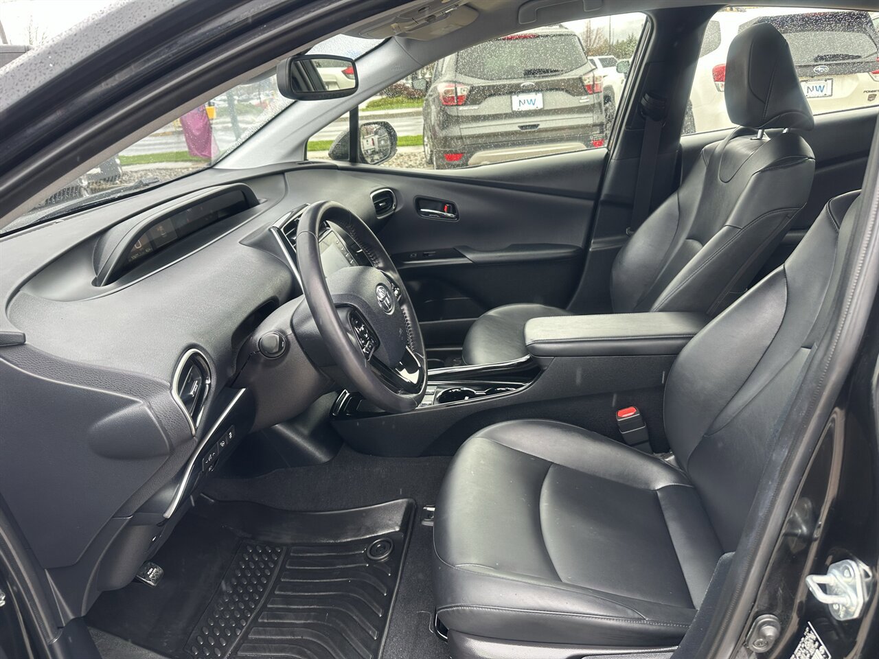 Used 2022 Toyota Prius AWD image 50
