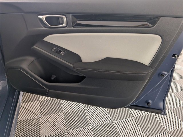 Used 2025 Honda Civic Sport image 30